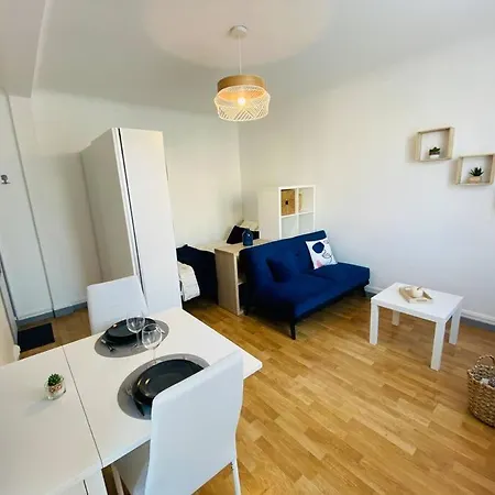 Superbe Studio Au Pied De La Gare De