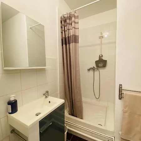 Superbe Studio Au Pied De La Gare De דירה *